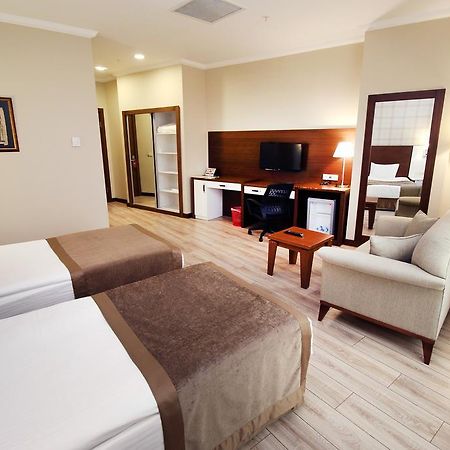 Boss Hotel Sincan Exterior photo